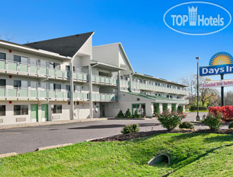 Фотографии отеля  Days Inn Harrisburg North 2*