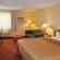 Comfort Inn Denver Southeast Area King suite с зоной отдыха