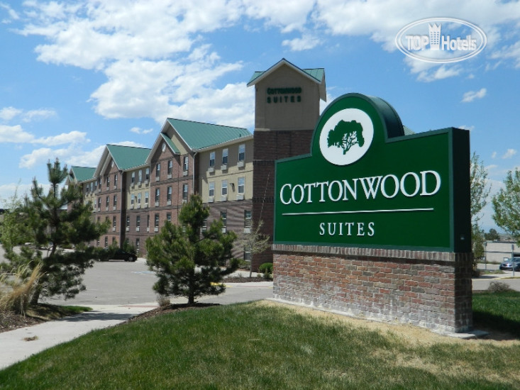 Фотографии отеля  Cottonwood Suites Westminster 2*