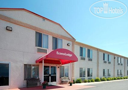 Фотографии отеля  Econo Lodge Airport 2*