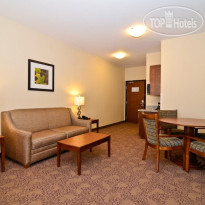 Best Western Plus Carousel Inn & Suites 