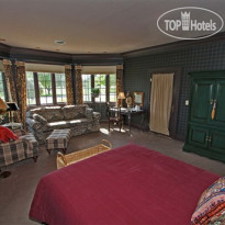 Claremont Inn & Winery Номер