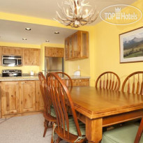 Aspen Ridge Condominiums
