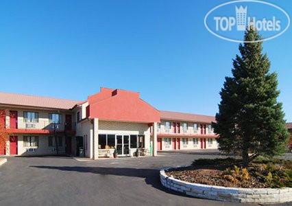 Фотографии отеля  Econo Lodge Cortez 2*