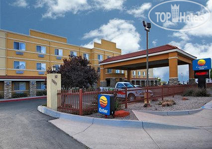 Фотографии отеля  Econo Lodge Inn & Suites Albuquerque Airport 2*