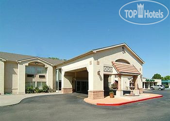 Фотографии отеля  Quality Inn & Suites Albuquerque 2*