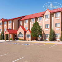 Microtel Inn & Suites by Wyndham Albuquerque West 2*