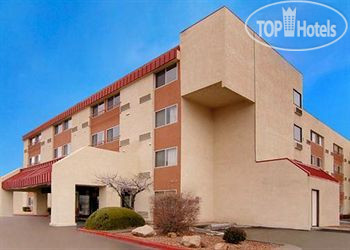 Фотографии отеля  Quality Inn & Suites Albuquerque Downtown 2*