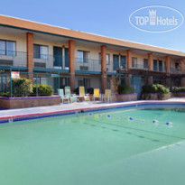Days Inn & Suites Mesilla Valley Hotel & Conference Center 