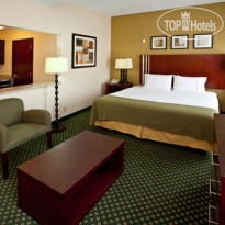 Holiday Inn Express Hotel & Suites Indianapolis - East 