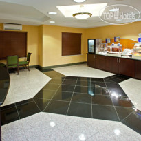 Holiday Inn Express Hotel & Suites Indianapolis - East 