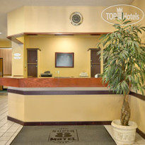 Super 8 Bloomington 