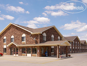 Фотографии отеля  Days Inn Muncie - Ball State University 2*