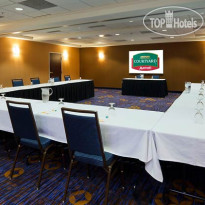 Courtyard Indianapolis at the Capitol 