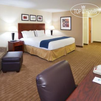 Holiday Inn Express & Suites Lafayette East 