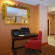 Quality Inn & Suites South Bend Компьютер в лобби