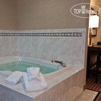 Comfort Suites North Fort Wayne Номер