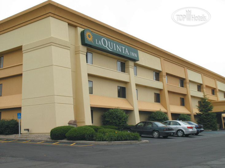 Фотографии отеля  La Quinta Inn Indianapolis Airport Executive Drive 2*