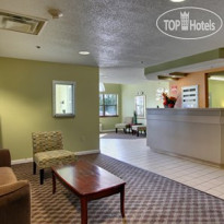 Econo Lodge Inn & Suites Greenville 