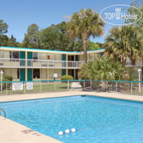 Super 8 Hardeeville 