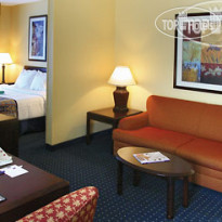 SpringHill Suites Charleston Downtown/Riverview 