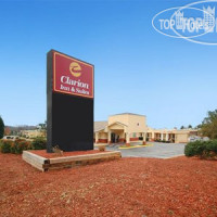 Clarion Inn & Suites Haywood Mall Area 3*