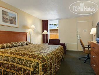 Новые добавленные фото туристов Super 8 Baton Rouge/I-10 2*