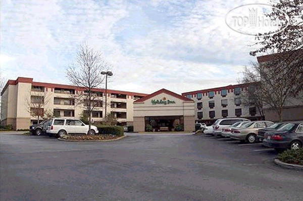 Фотографии отеля  Holiday Inn Atlanta Airport North 2*