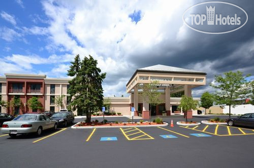 Фотографии отеля  Holiday Inn Express Brockton - Boston 3*