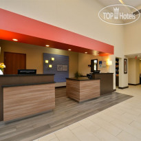 Holiday Inn Express Boston-Milford