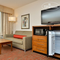 Holiday Inn Express Boston-Milford