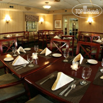 Radisson Hotel & Suites Chelmsford-Lowell 