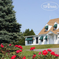 Blue Spruce Motel & Townhouses 