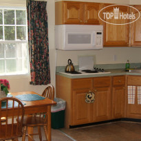 Blue Spruce Motel & Townhouses 