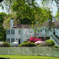 Shoreway Acres Inn 