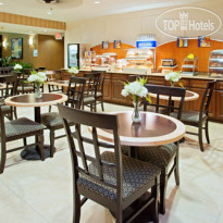 Holiday Inn Express Houston N-1960 Champions Area