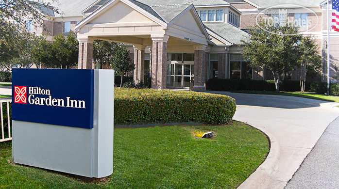 Фотографии отеля  Hilton Garden Inn Addison 3*