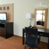 Holiday Inn Express Hotel & Suites Dallas-North Tollway (N Plano) 