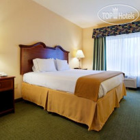 Holiday Inn Express Hotel & Suites San Antonio South 