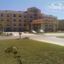 Holiday Inn Express Hotel & Suites San Antonio NW Near Seaworld 