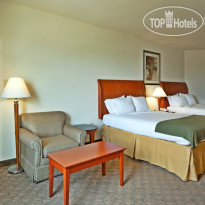 Holiday Inn Express Hotel & Suites Fairfield-North