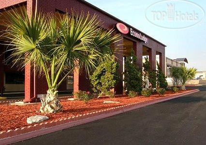 Фотографии отеля  Econo Lodge College Station 2*