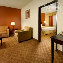 Holiday Inn Express Hotel & Suites Mount Pleasant