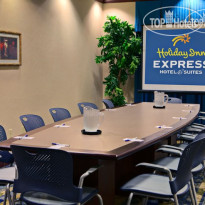 Holiday Inn Express Hotel & Suites Dfw-Grapevine 