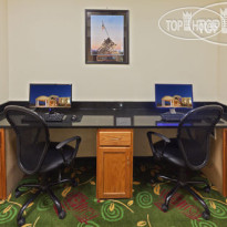 Holiday Inn Express Hotel & Suites Plainview 