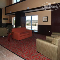 Comfort Suites Palestine 