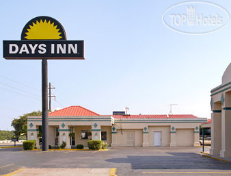 Фотографии отеля  Days Inn South Fort Worth 2*