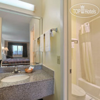 Days Inn by Wyndham Baytown Garth Road I10 East 