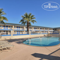 Days Inn by Wyndham Baytown Garth Road I10 East 