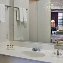 Days Inn San Antonio Northwest / Fiesta Park 